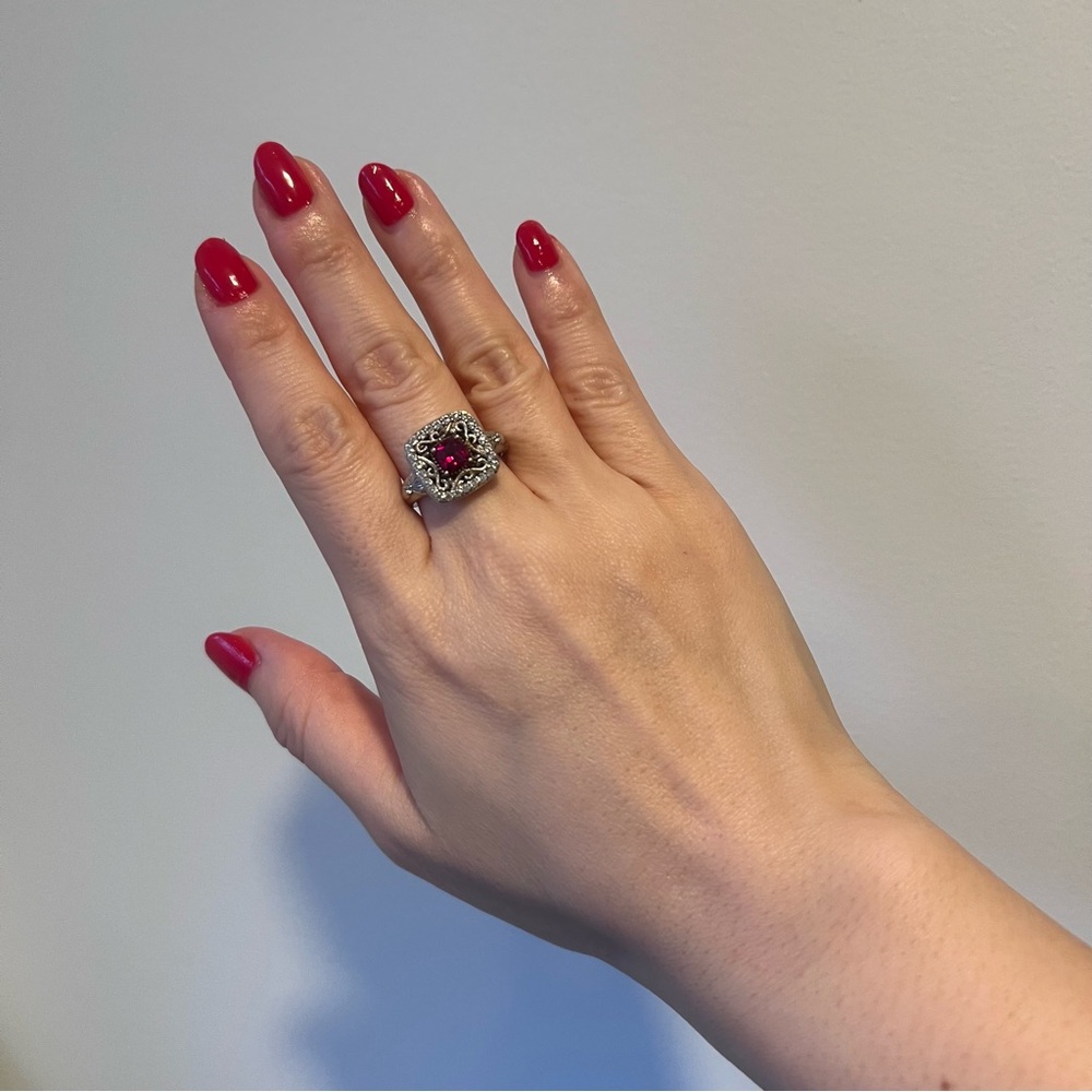 NEW Diamonique Elegant Silver and Red Gemstone Ring - Picture 1 of 5